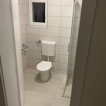 Prenociste Darija