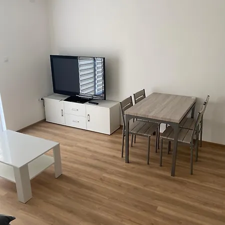 Apartament Prenociste Darija